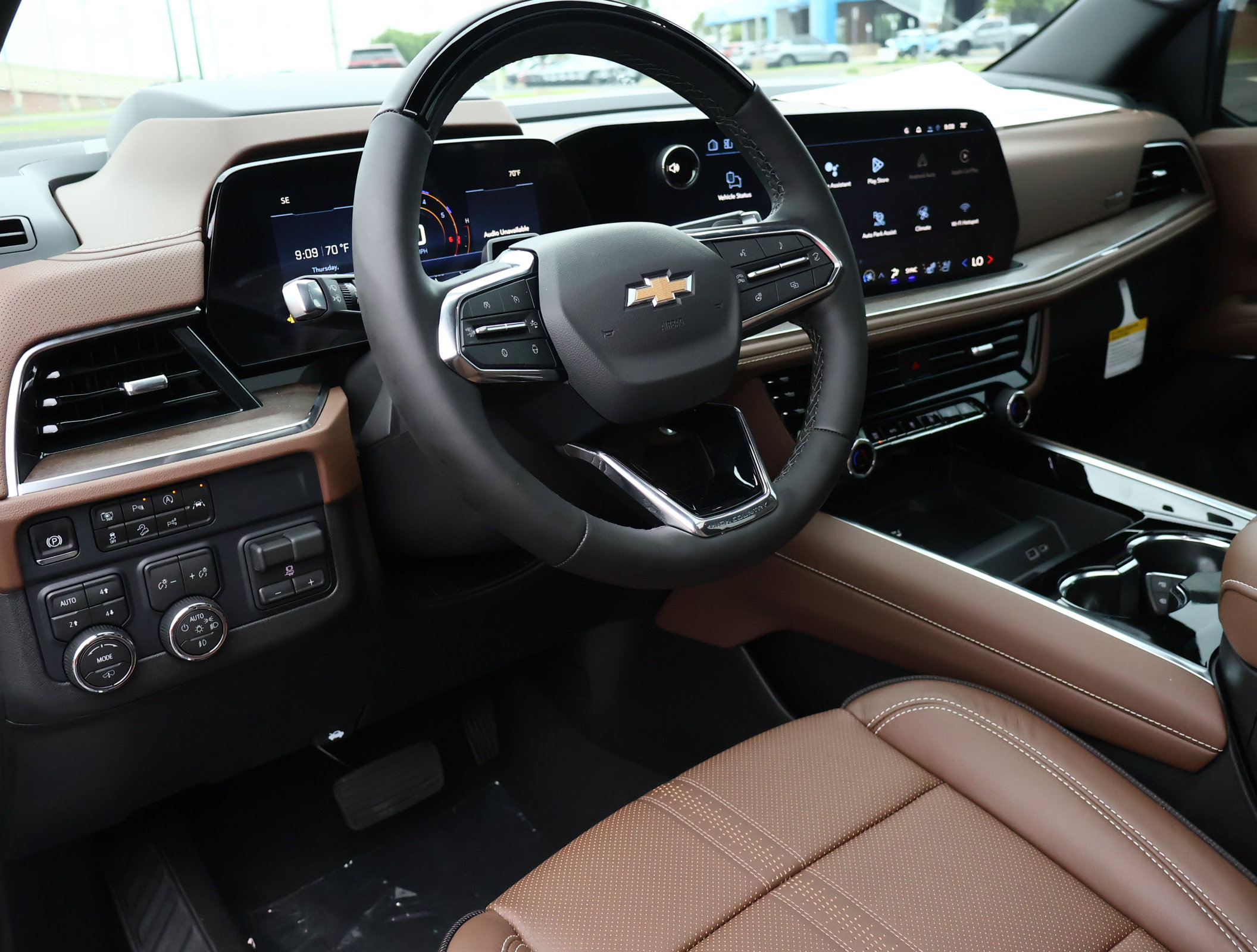 New 2026 Chevrolet Tahoe High Country AWD/4WD image 3