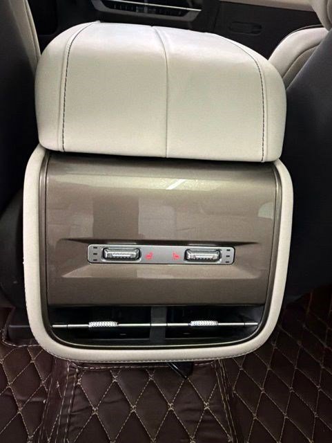 Used 2024 Lincoln Nautilus Black Label AWD/4WD image 18