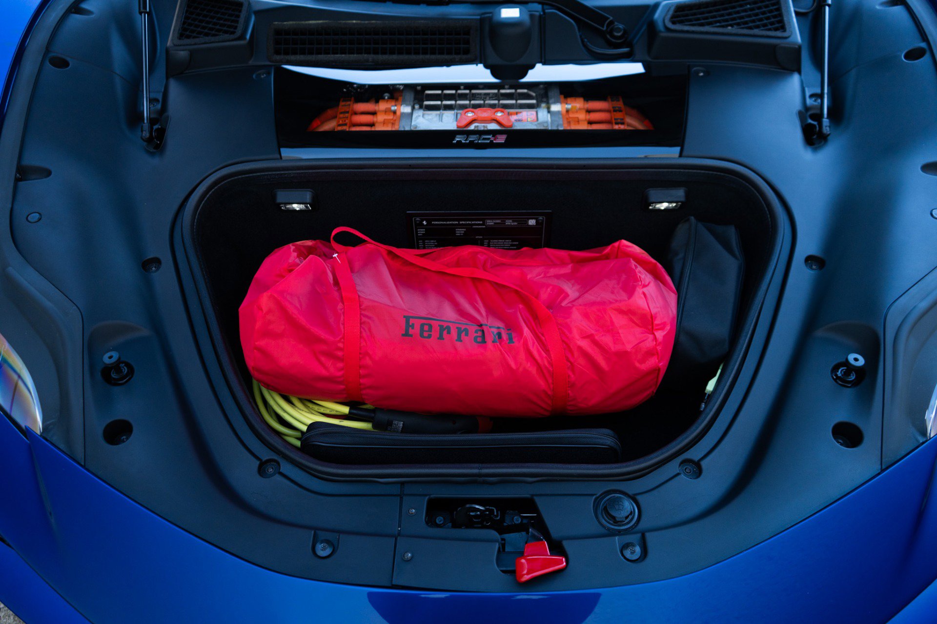 Used 2025 Ferrari SF90 Spider image 41