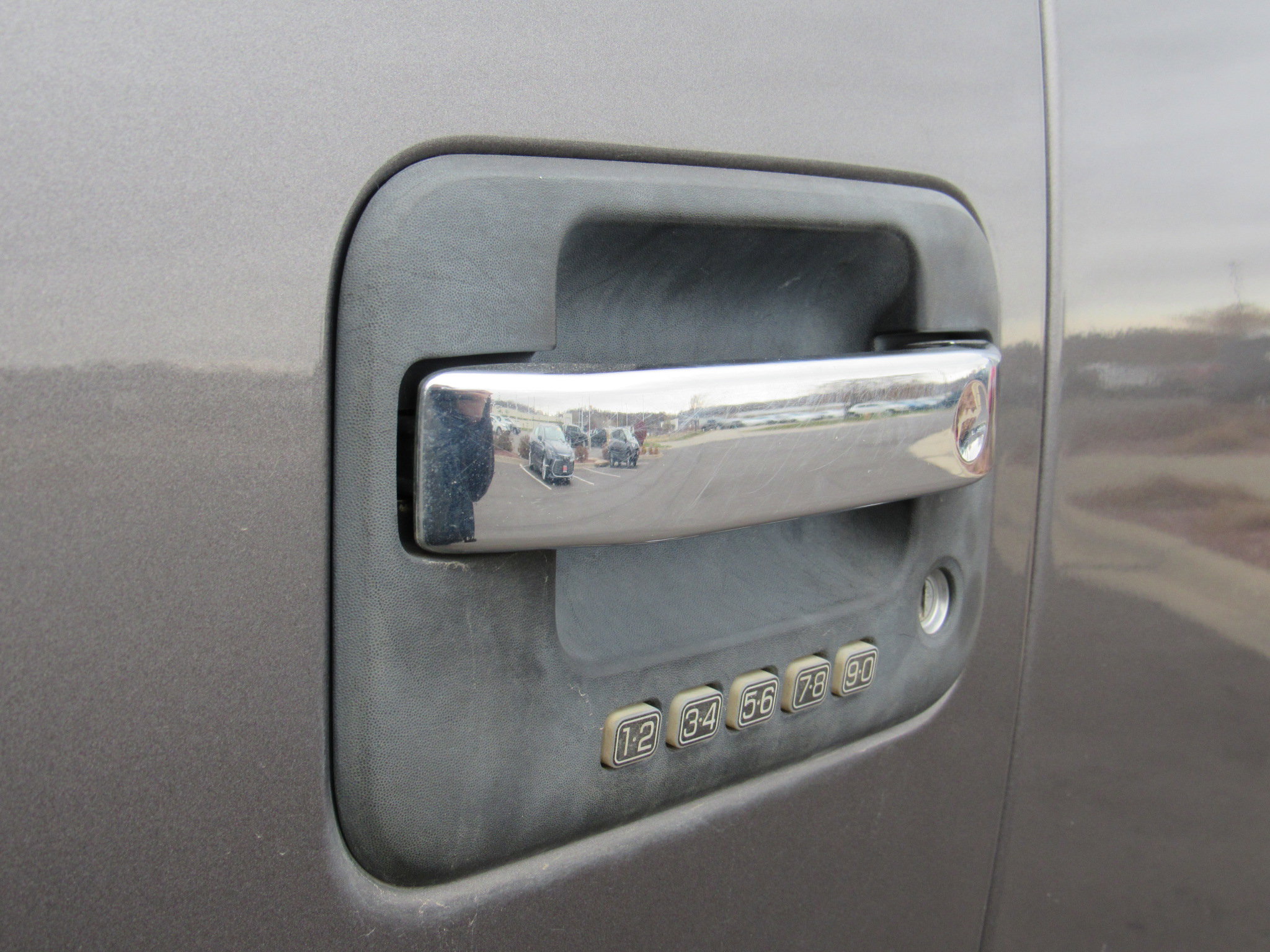 Used 2014 Ford F150 XLT w/ XLT Chrome Package image 11