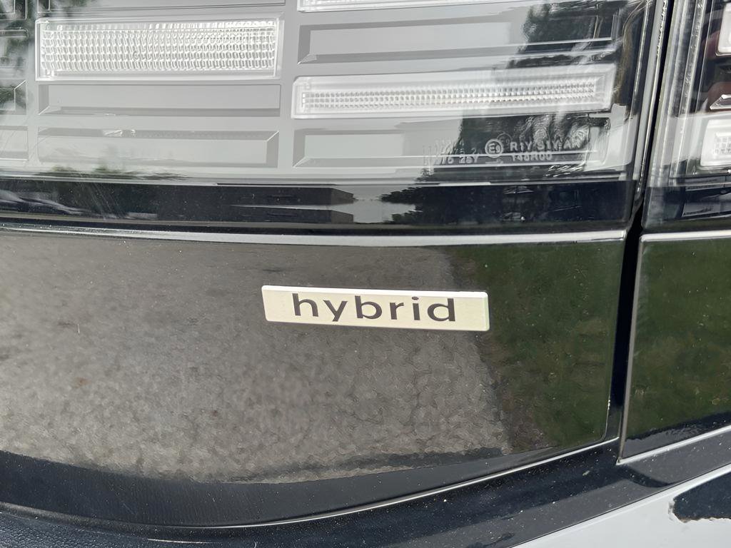Certified 2025 Hyundai Sonata SEL FWD image 9