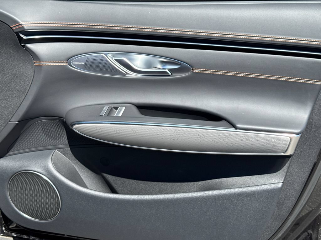 New 2026 Genesis GV70 3.5T Sport Advanced AWD/4WD image 16