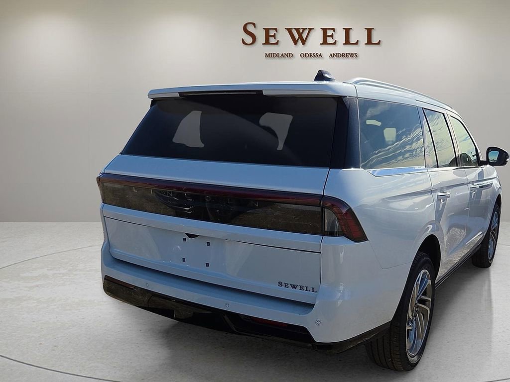 New 2026 Lincoln Navigator Reserve AWD/4WD image 4