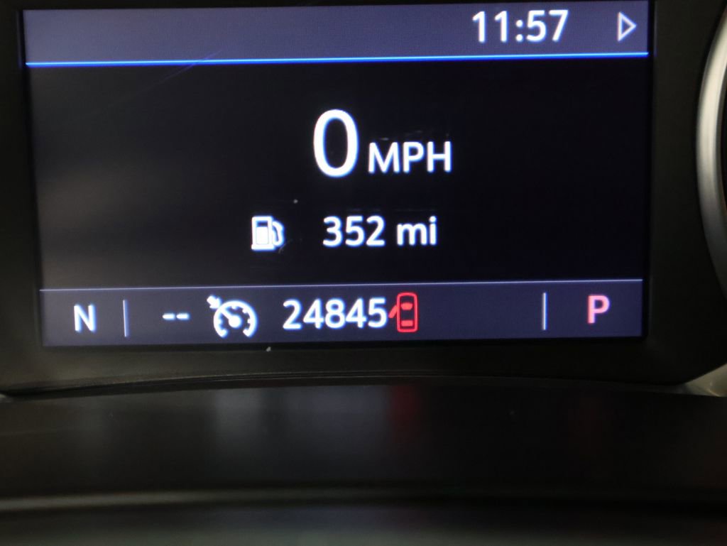 Used 2025 Chevrolet Blazer LT image 38