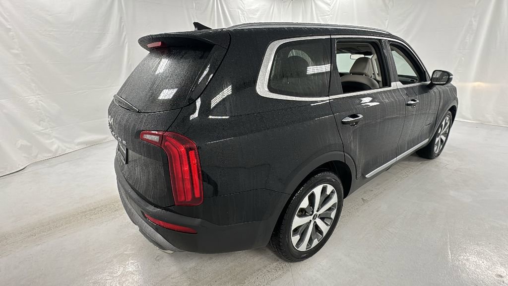 Used 2022 Kia Telluride S image 3