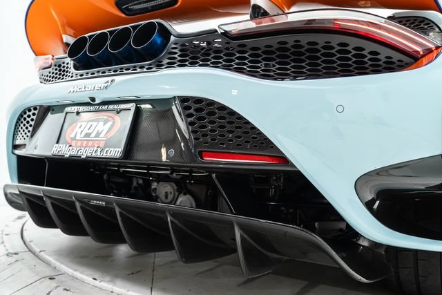 Used 2022 McLaren 765LT RWD image 22
