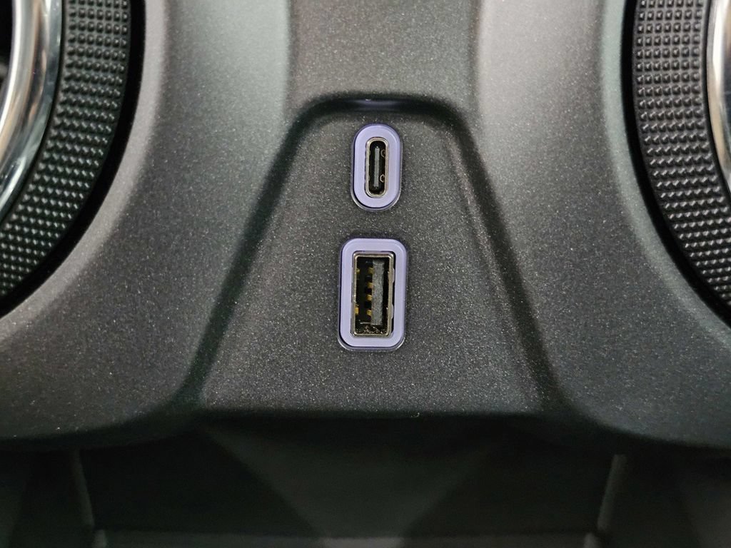 Used 2026 Chevrolet Blazer LT FWD image 21