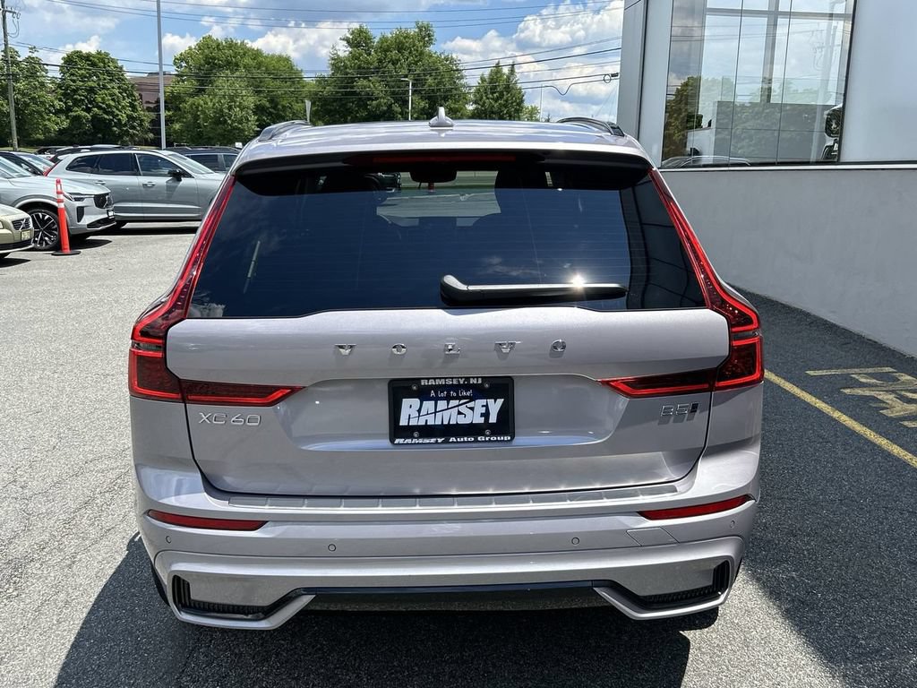 New 2026 Volvo XC60 B5 Plus w/ Protection Package Premier AWD/4WD image 26