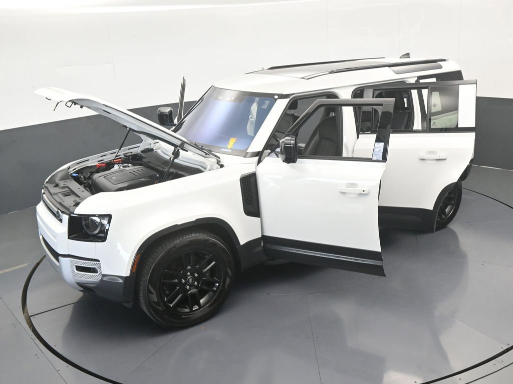 Used 2022 Land Rover Defender 110 S image 67