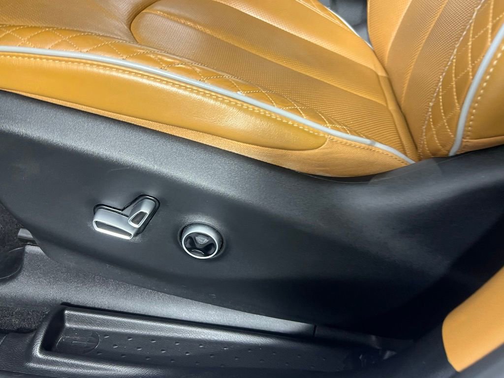 Used 2022 Chrysler Pacifica Pinnacle image 25