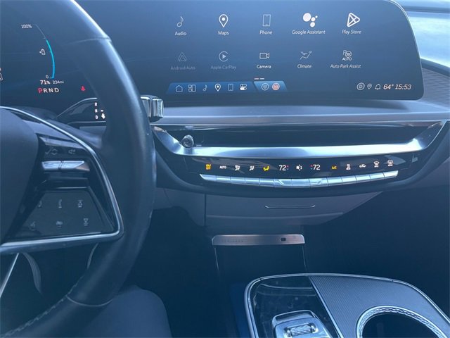 Used 2024 Cadillac Lyriq Luxury image 6