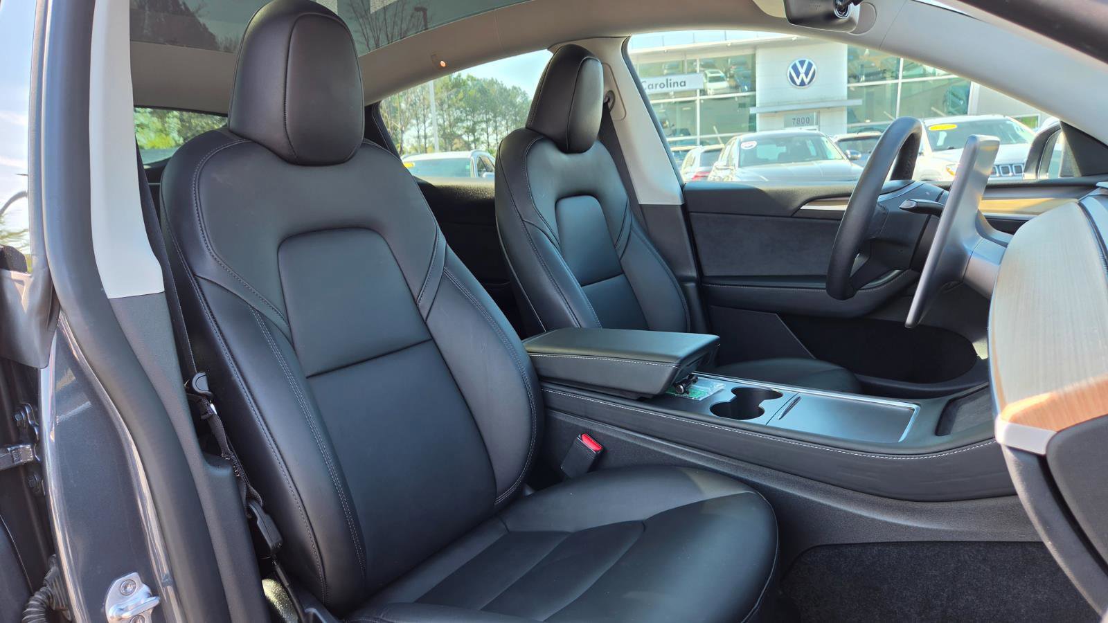 Used 2023 Tesla Model Y Long Range image 50