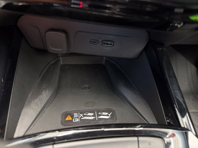 Certified 2024 Chevrolet Trax ACTIV w/ Sunroof Package FWD image 20