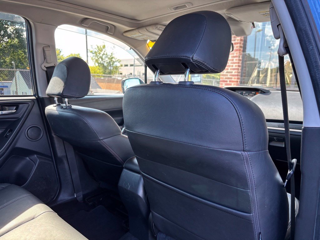 Used 2017 Subaru Forester 2.5i Touring AWD/4WD image 25