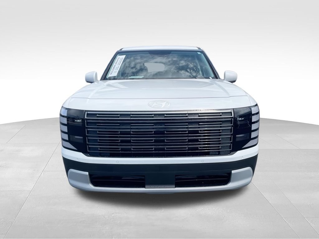 Used 2026 Hyundai Palisade SE FWD image 3
