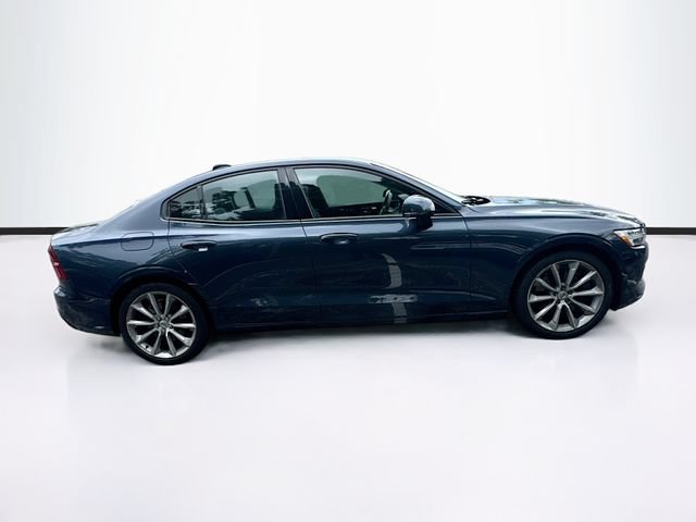 Used 2021 Volvo S60 T6 Momentum w/ Protection Package AWD/4WD image 8
