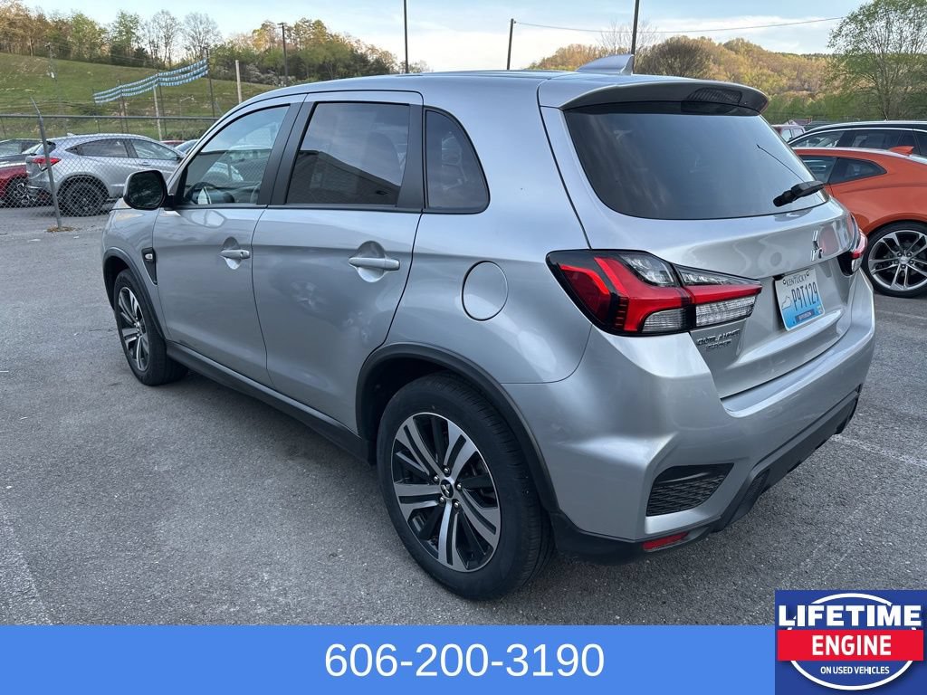Used 2025 Mitsubishi Outlander Sport ES AWD/4WD image 3