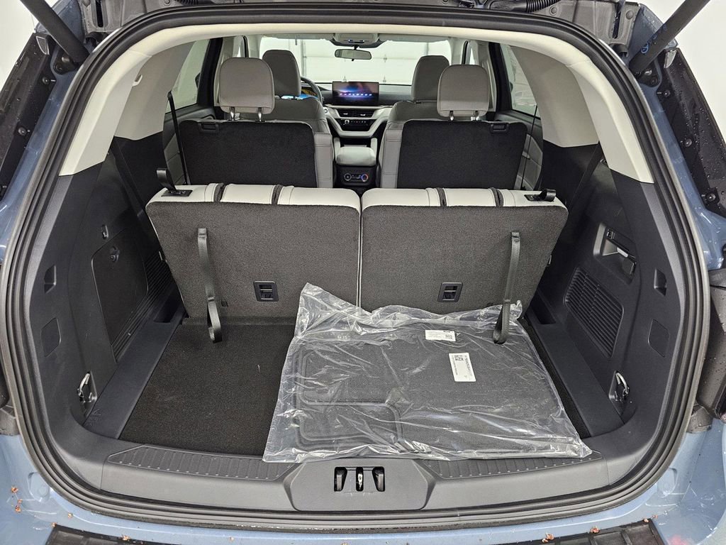 New 2026 Ford Explorer Active w/ Active Comfort Package AWD/4WD image 23