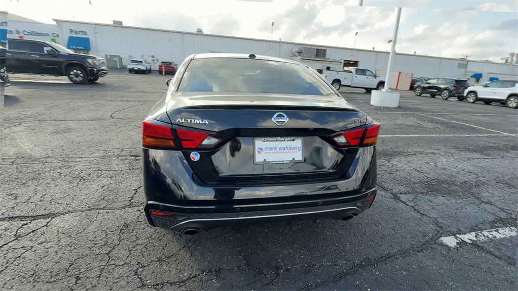 Used 2021 Nissan Altima 2.5 SR image 7