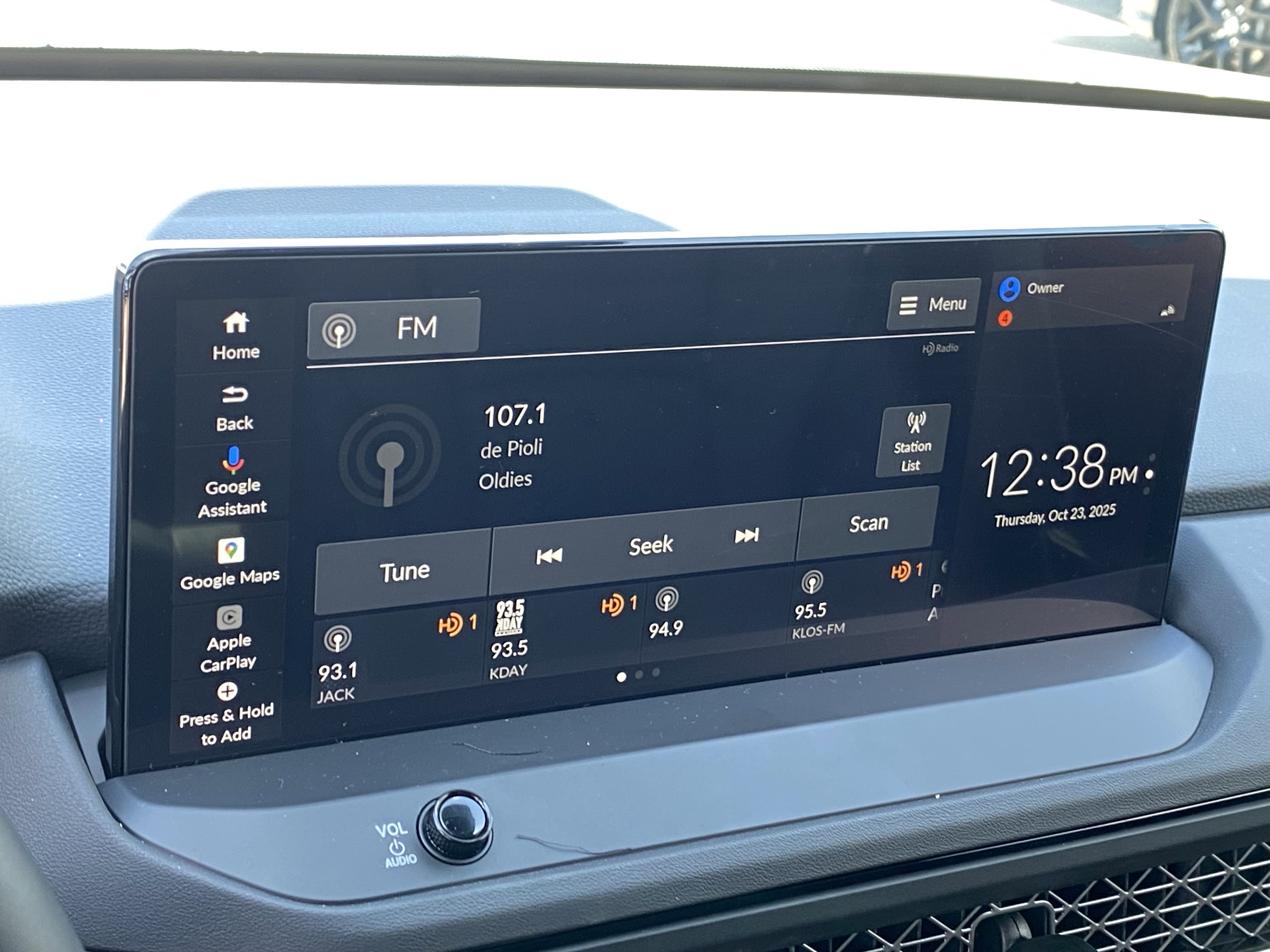 Used 2025 Honda Accord Touring image 19