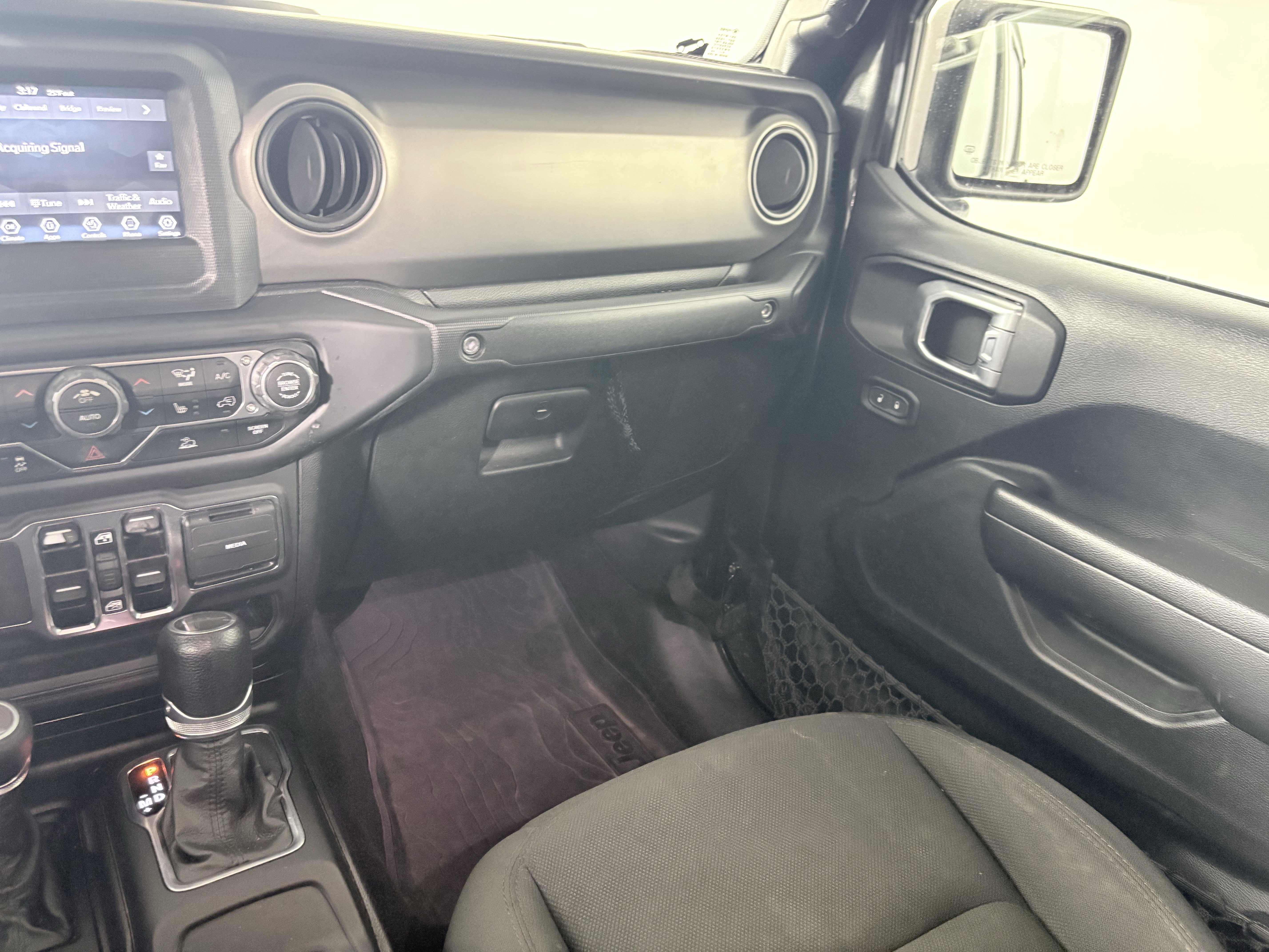 Used 2021 Jeep Gladiator Sport image 28