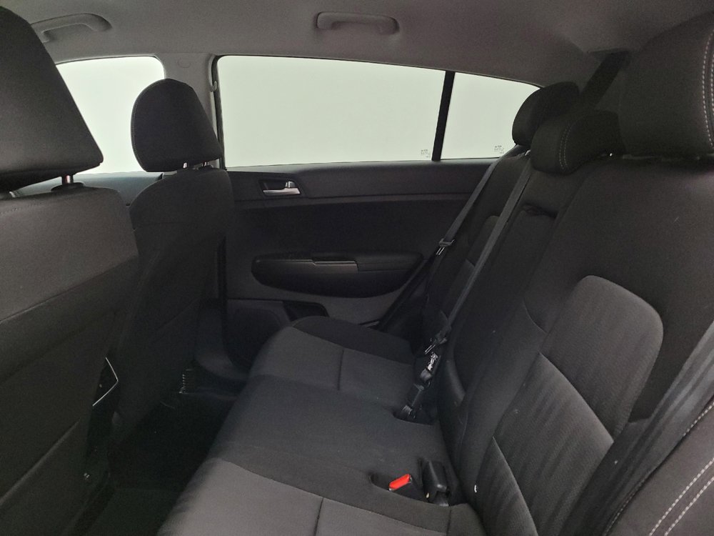 Used 2020 Kia Sportage LX image 18