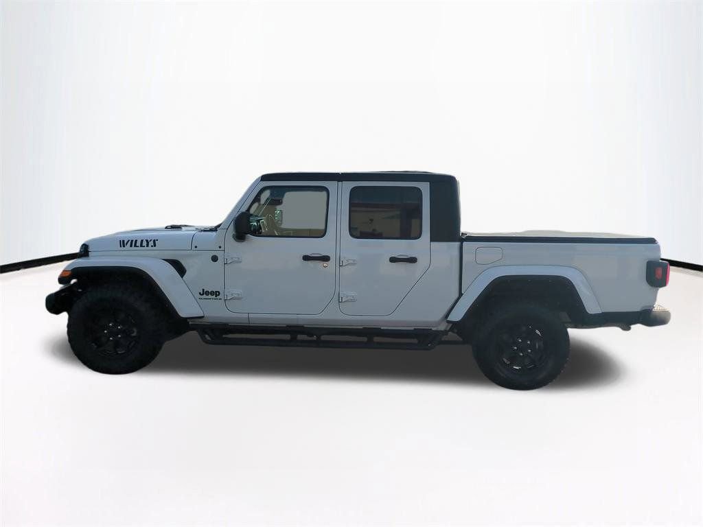 Used 2023 Jeep Gladiator Willys image 8
