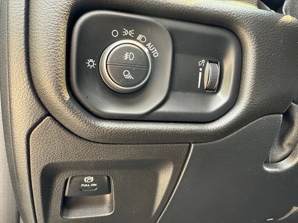 Used 2021 RAM 1500 Big Horn AWD/4WD image 22