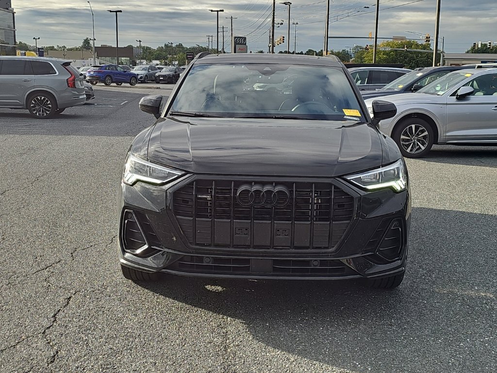 Used 2025 Audi Q3 2.0T Premium w/ Convenience Package AWD/4WD image 17