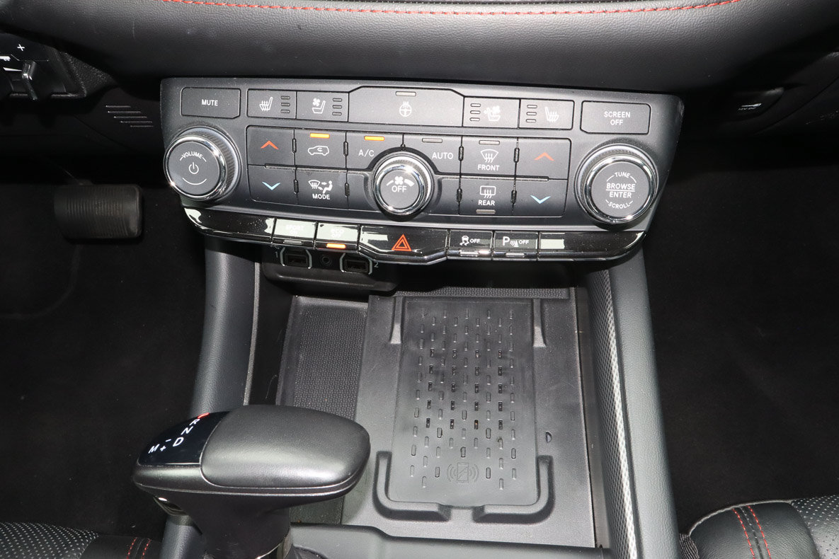 Used 2025 Dodge Durango R/T AWD/4WD image 11