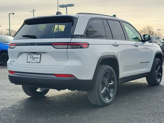 New 2026 Jeep Grand Cherokee Limited w/ Limited Altitude Package AWD/4WD image 3