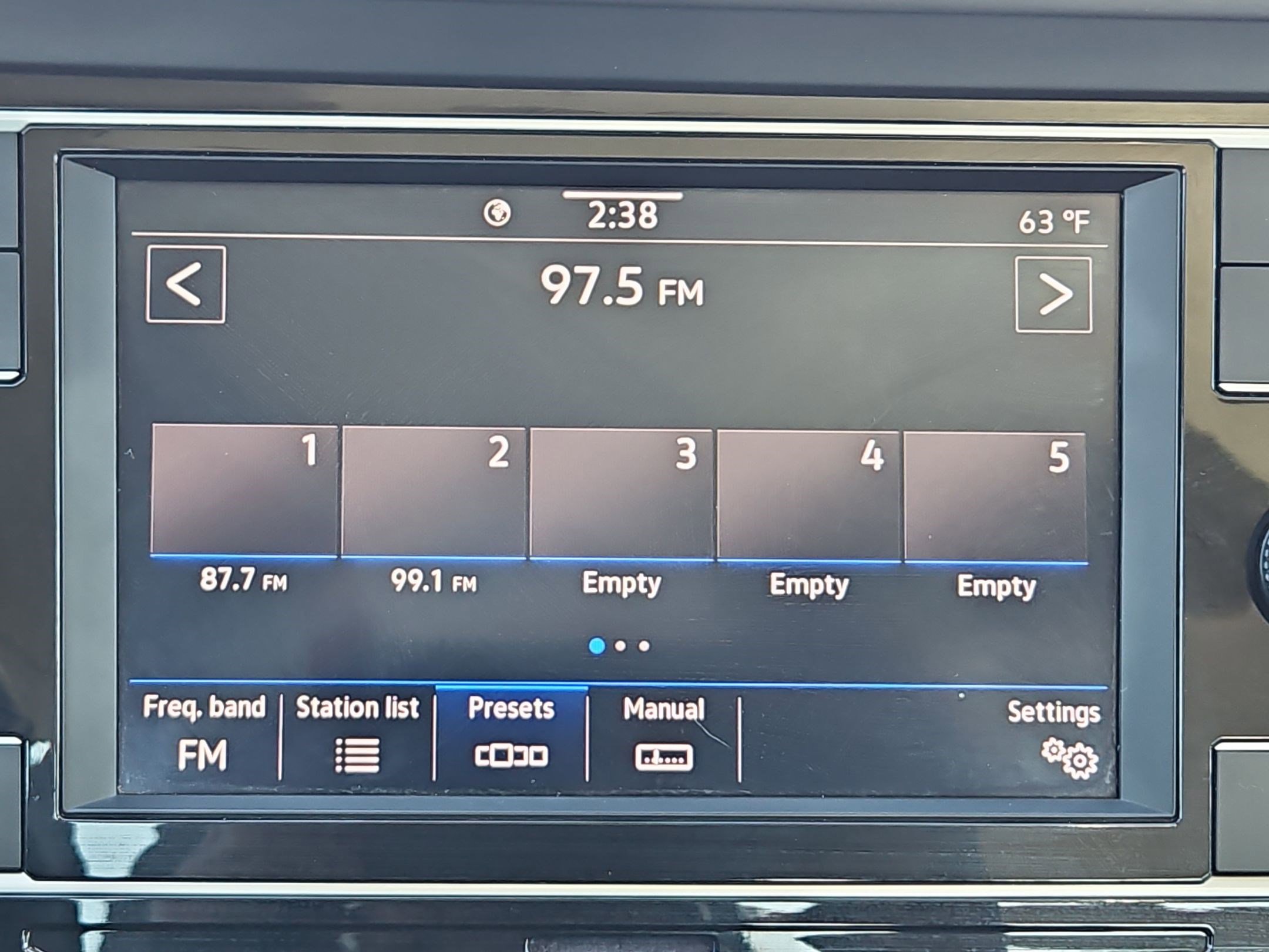 Used 2024 Volkswagen Jetta SE image 23