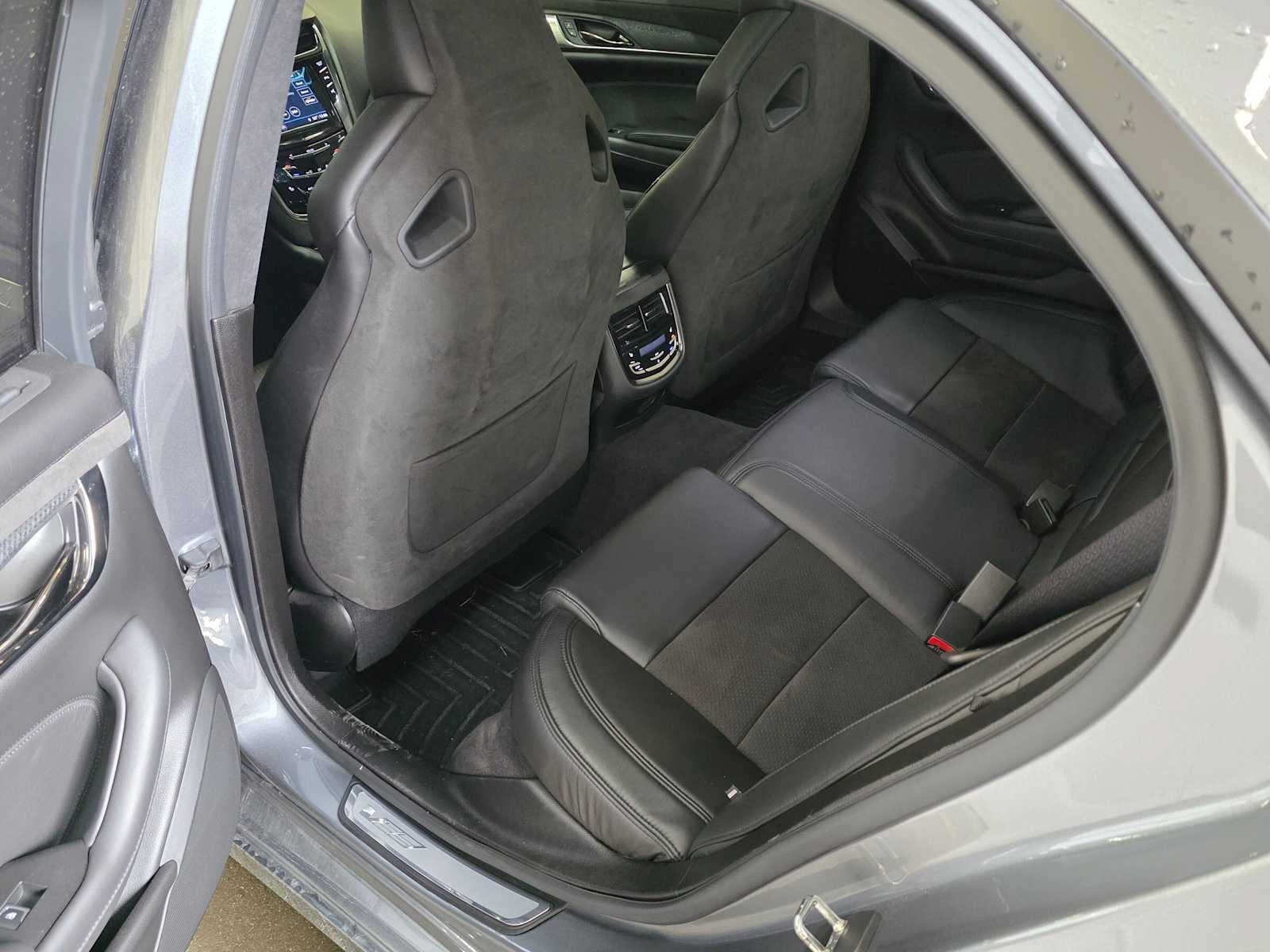 Used 2019 Cadillac CTS V w/ Carbon Fiber Package RWD image 15