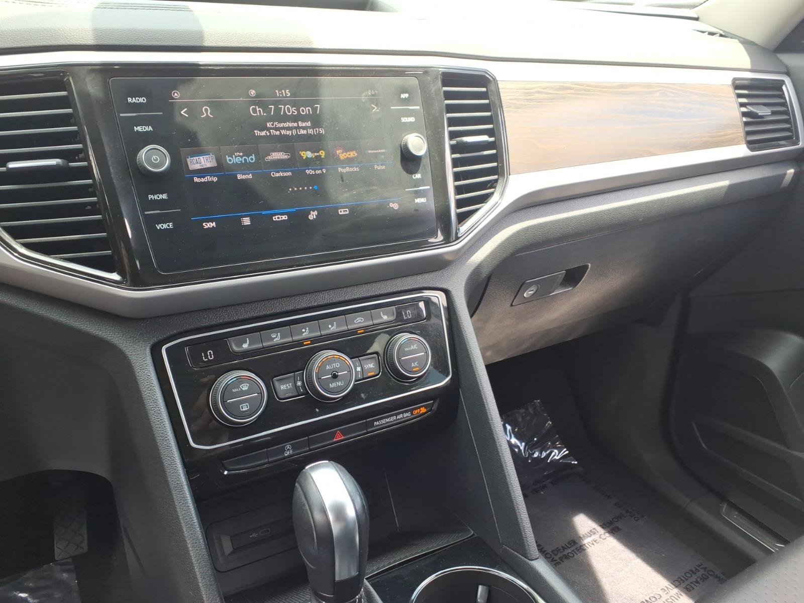 Certified 2022 Volkswagen Atlas SE FWD image 26