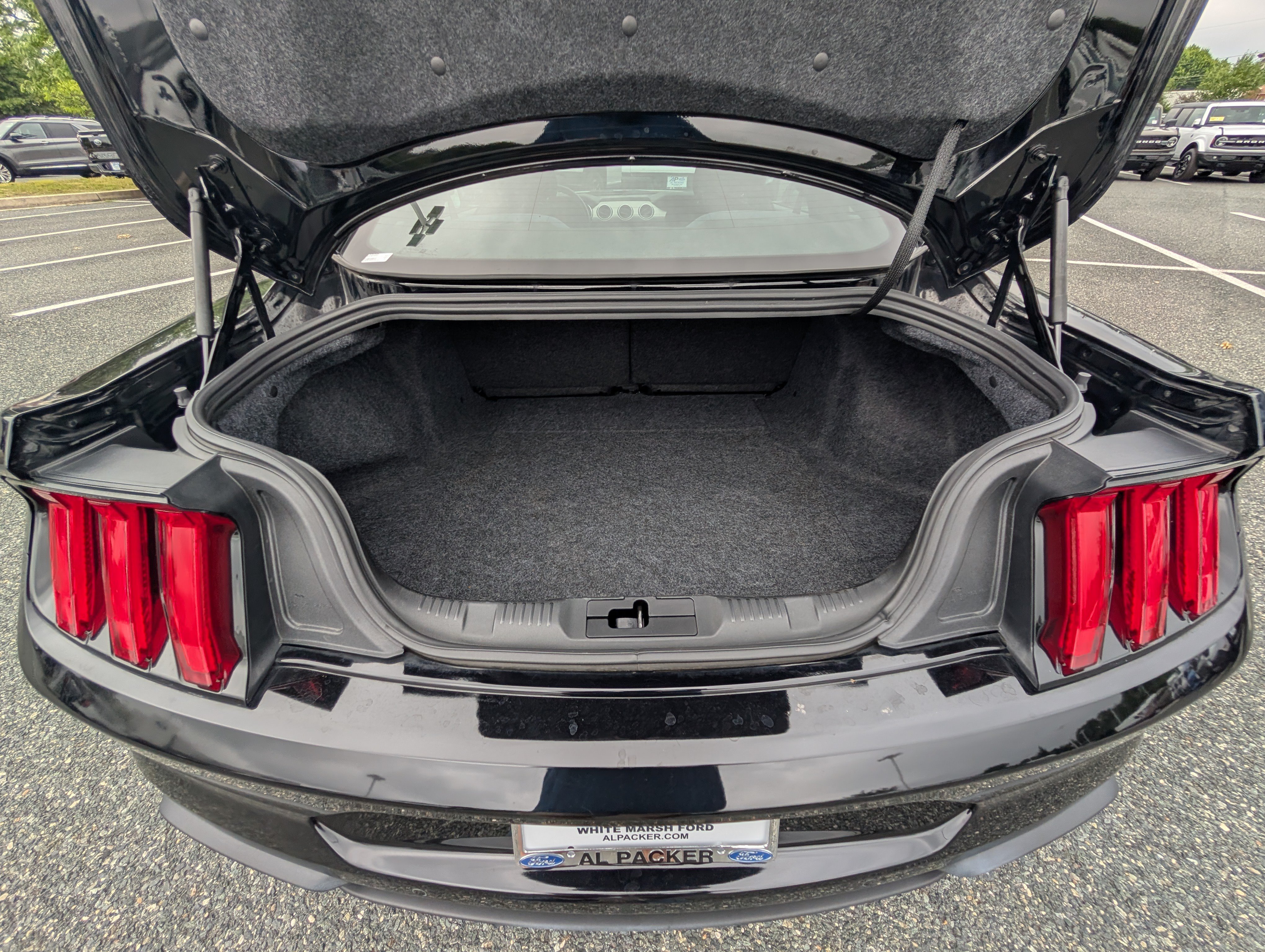Certified 2020 Ford Mustang Coupe w/ Equipment Group 101A RWD image 12