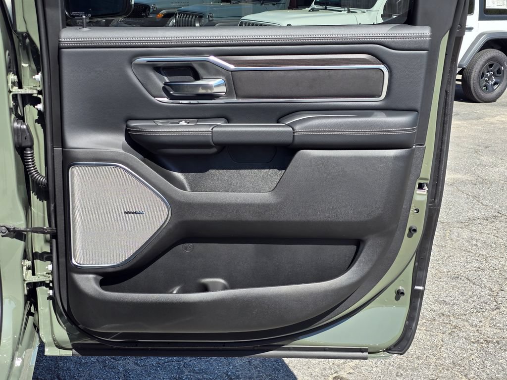 New 2026 RAM 1500 Laramie w/ Night Edition AWD/4WD image 39