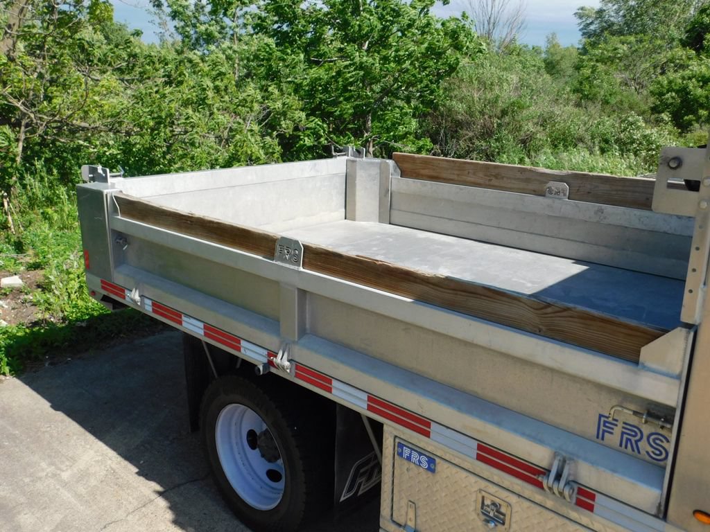 Used 2023 Ford F550 4x4 Regular Cab Super Duty image 12