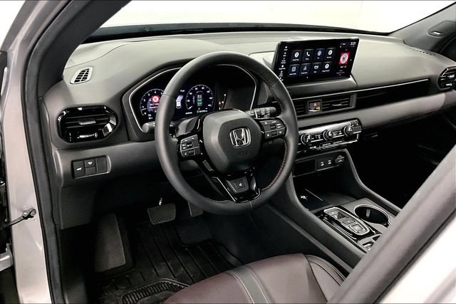 Used 2026 Honda Pilot Black Edition image 16