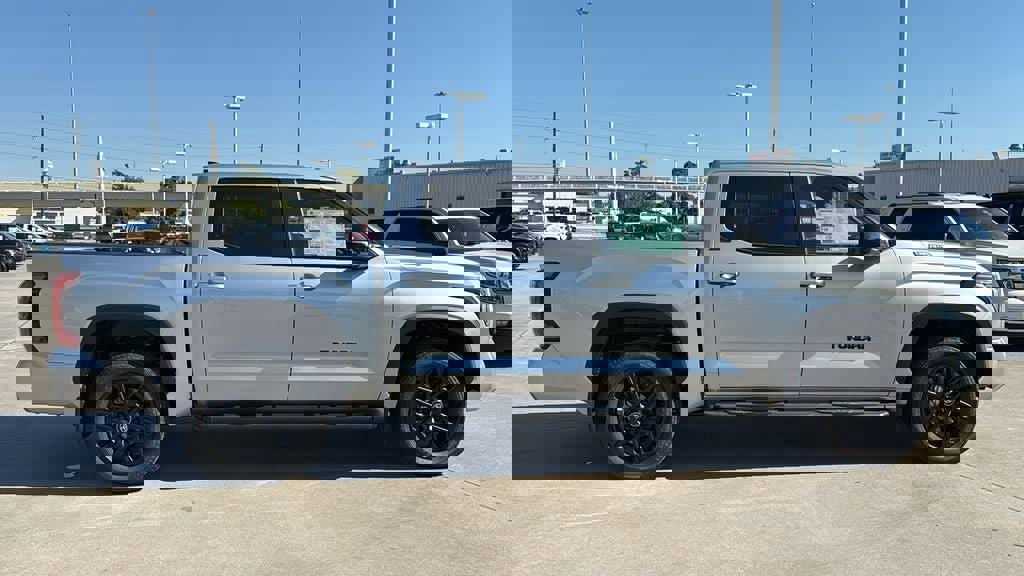 New 2026 Toyota Tundra Limited image 9