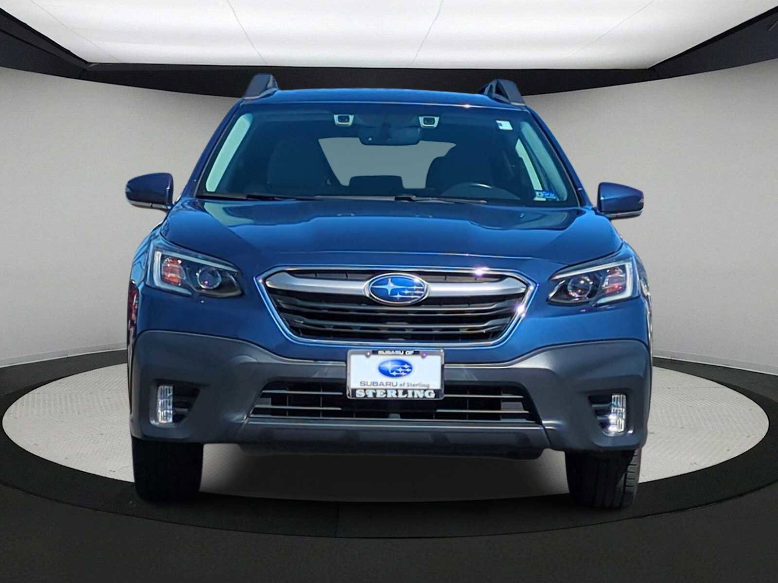 Used 2021 Subaru Outback Premium image 3