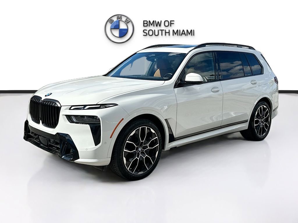 Used 2023 BMW X7 xDrive40i w/ M Sport Package image 3
