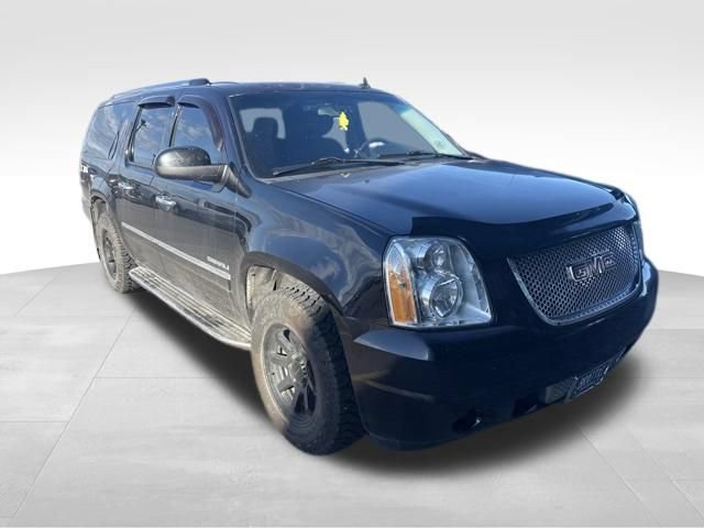 Used 2014 GMC Yukon XL Denali AWD/4WD image 8