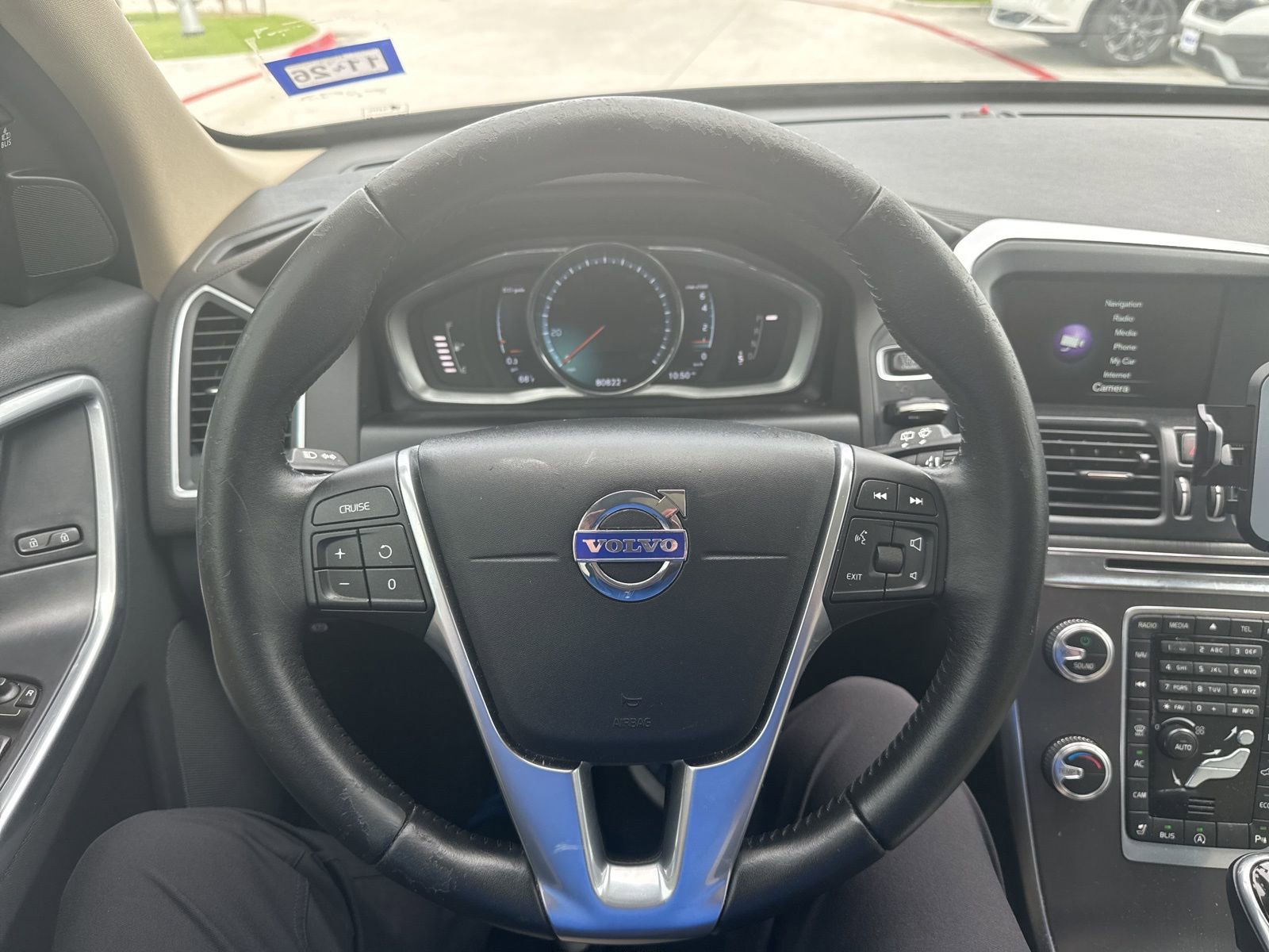 Used 2016 Volvo XC60 T5 Premier w/ Proximity Package FWD image 11