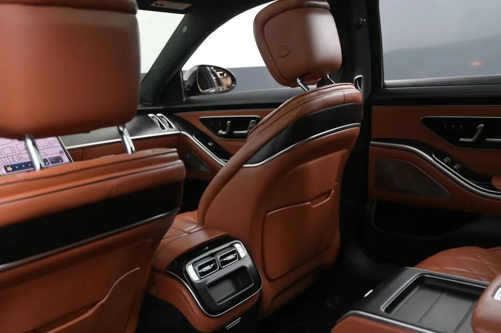 Used 2022 Mercedes-Benz S 580 4MATIC Sedan image 42