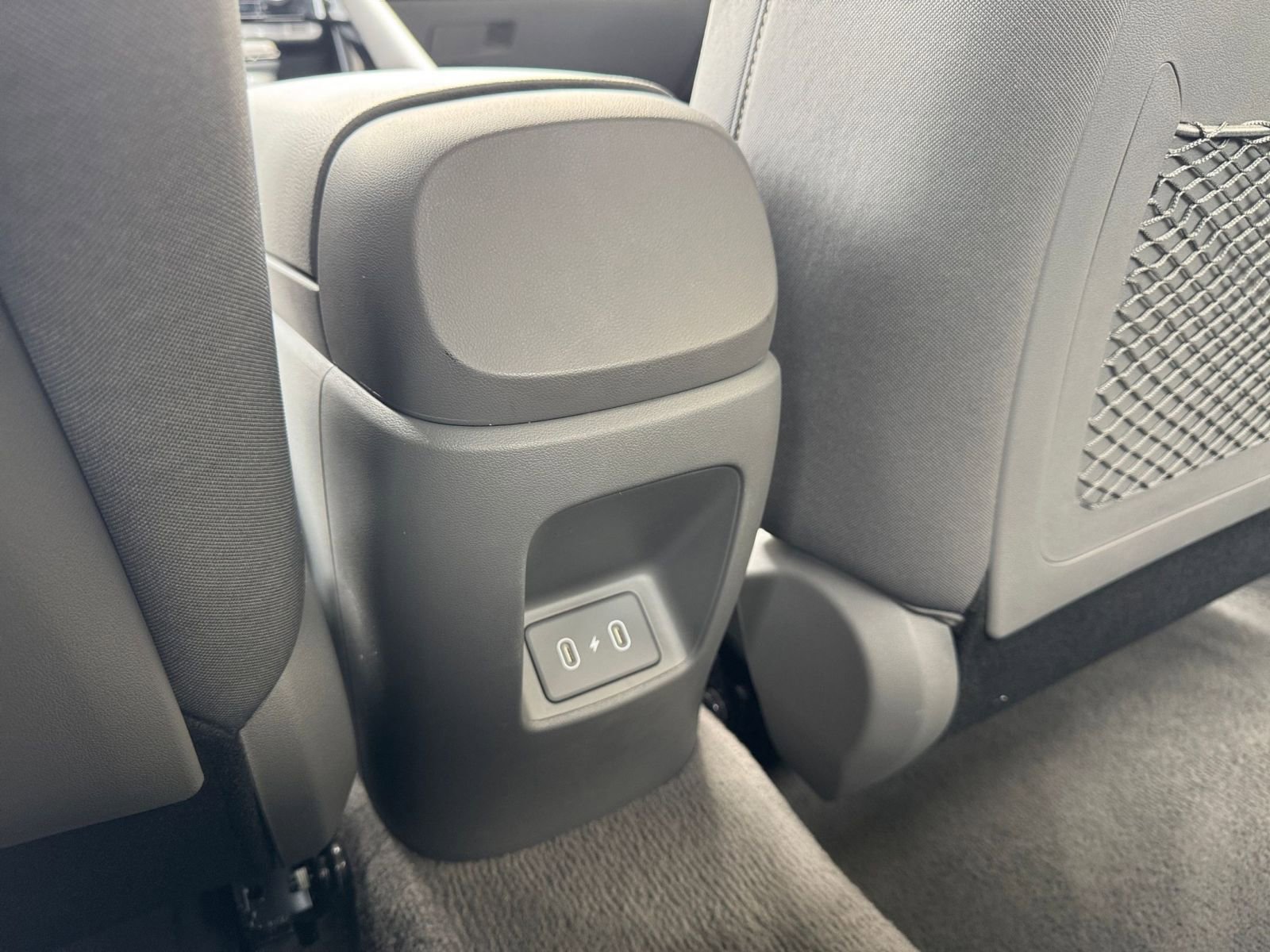 Used 2025 Hyundai Elantra SEL FWD image 23