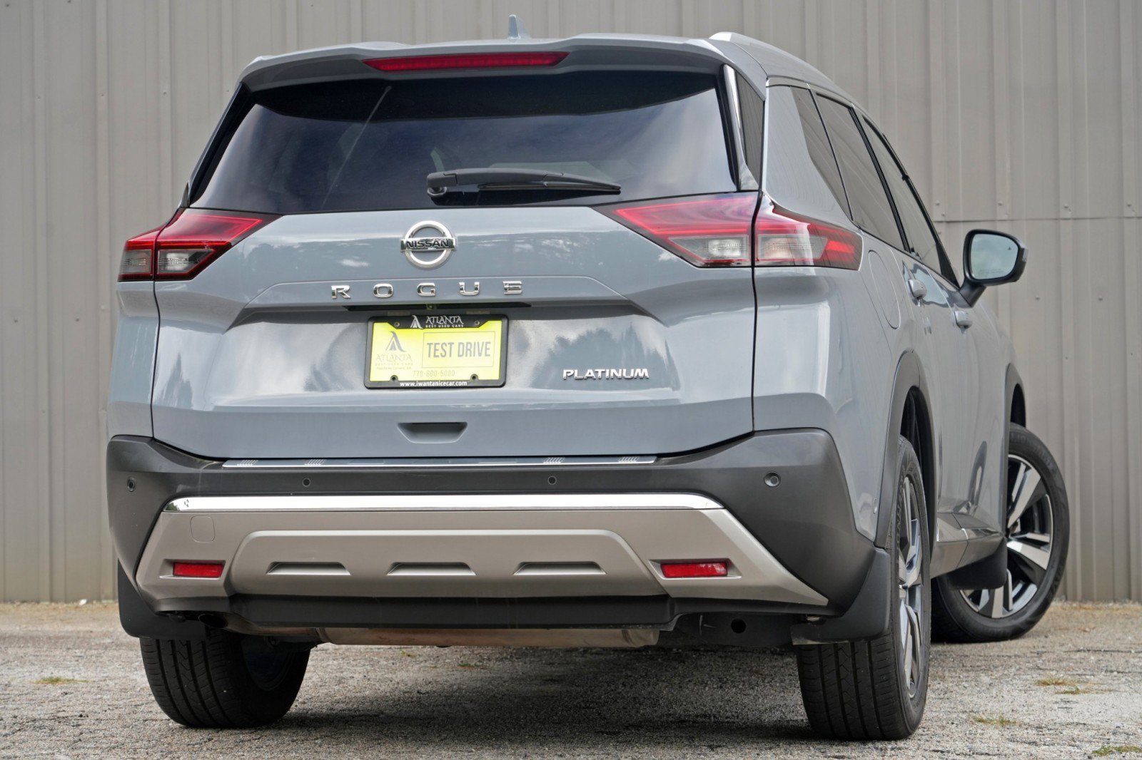 Used 2021 Nissan Rogue Platinum FWD image 4
