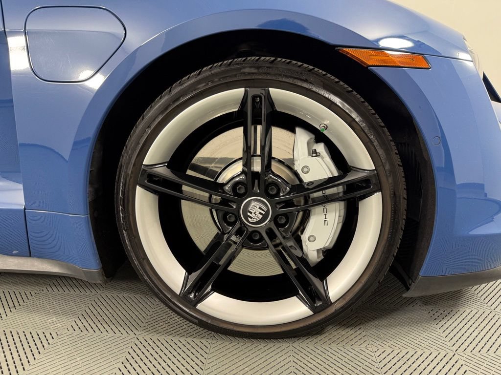 Certified 2022 Porsche Taycan 4S AWD/4WD image 14
