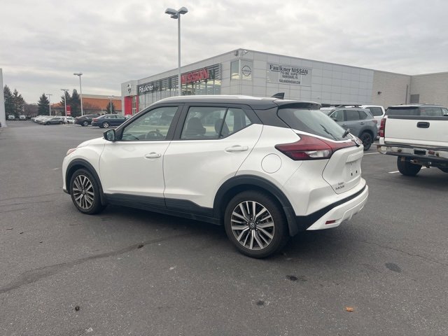 Used 2021 Nissan Kicks SV image 4