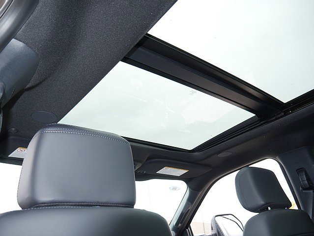 New 2026 Ford F450 Platinum w/ FX4 Off-Road Package image 28