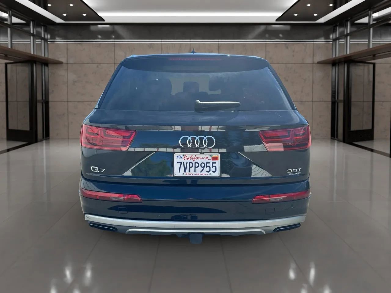 Used 2017 Audi Q7 3.0T Premium Plus image 5